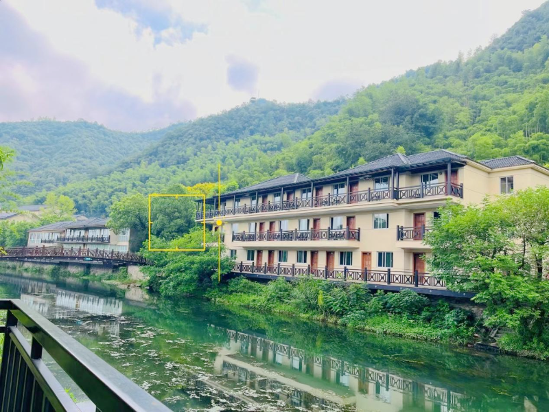 三梯團建